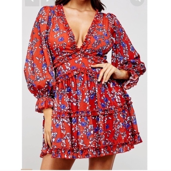 L'ATISTE by Amy‎ Anthropologie Red Floral Long Sleeve Open Back Short Dress Sz S - Picture 1 of 14
